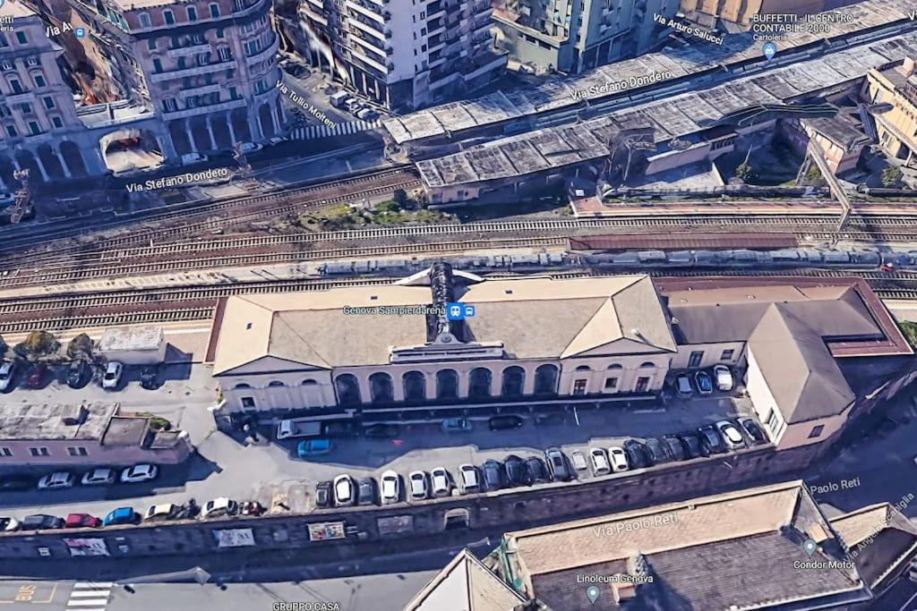 Appartamento Confortevole Genoa Luaran gambar